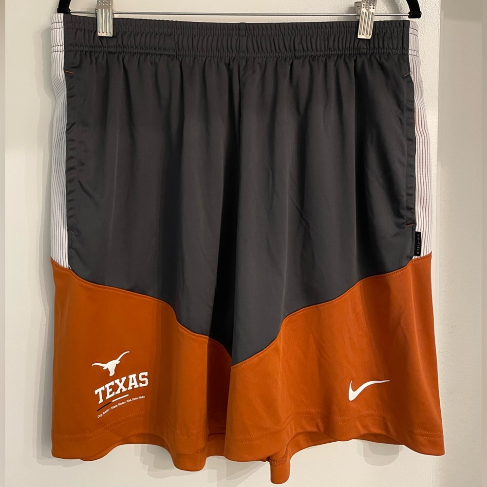 Nike Texas Longhorns dri-fit athletic shorts XL
